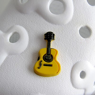 0014-divers-guitar-jaune2.jpg